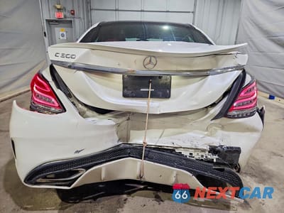 Zdjęcie 6 z 12 samochodu: 2016 MERCEDES-BENZ C 300 VIN:55SWF4JB1GU177134 - miniatura