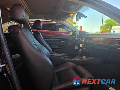 Piąte zdjęcie samochodu w środku: 2010 BMW 335 I VIN:WBAWB7C58AP048601 - miniatura
