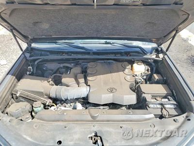 Zdjęcie 12 z 13 samochodu: 2020 TOYOTA 4RUNNER VIN:JTEBU5JR3L5802343 - miniatura