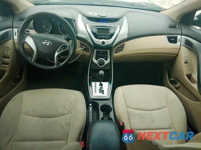 Zdjęcie 8 z 13 samochodu: 2012 HYUNDAI ELANTRA GLS VIN:KMHDH4AE3CU475713 - miniatura