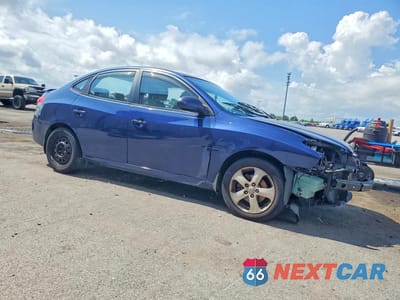 Czwarte zdjęcie samochodu z boku: 2010 HYUNDAI ELANTRA SE VIN:KMHDU4AD1AU877097 - miniatura