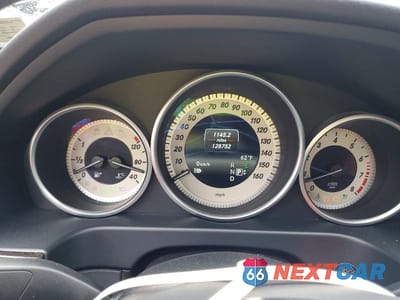 Zdjęcie 9 z 12 samochodu: 2016 MERCEDES-BENZ E 350 4MATIC VIN:WDDHF8JB1GB220963 - miniatura
