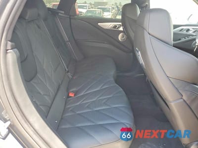 Zdjęcie 11 z 13 samochodu: 2025 BMW XM VIN:5YM23CS06S9Z37228 - miniatura