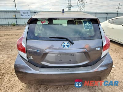 Zdjęcie 6 z 13 samochodu: 2016 TOYOTA PRIUS C TWO VIN:JTDKDTB33G1130218 - miniatura