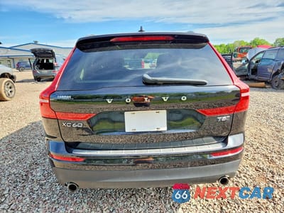 Zdjęcie 6 z 13 samochodu: 2020 VOLVO XC60 T5 MOMENTUM VIN:YV4102RK9L1411865 - miniatura