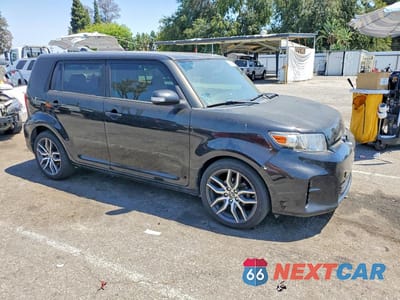 Czwarte zdjęcie samochodu z boku: 2013 SCION XB BASE VIN:JTLZE4FE3DJ037535 - miniatura