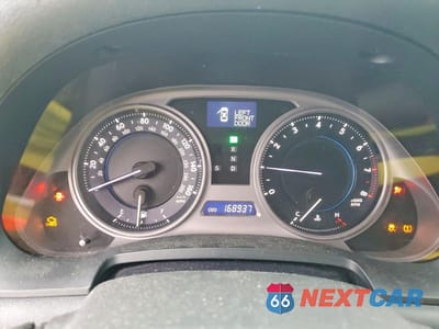 Zdjęcie 9 z 12 samochodu: 2006 LEXUS IS 350 VIN:JTHBE262X62002851 - miniatura
