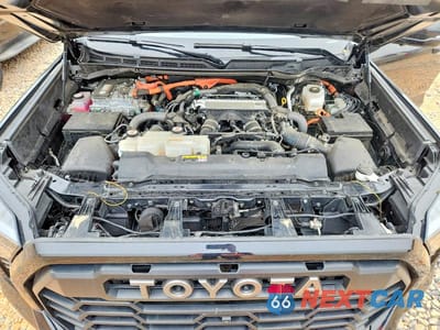 Zdjęcie 11 z 12 samochodu: 2024 TOYOTA TUNDRA LIMITED HV VIN:5TFWC5DB7RX045130 - miniatura