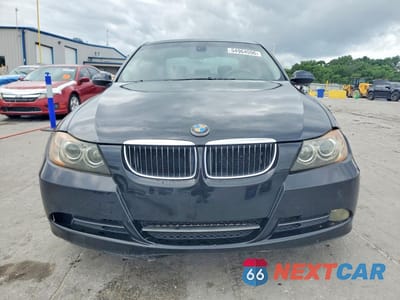 Piąte zdjęcie samochodu w środku: 2006 BMW 330 I VIN:WBAVB33516KR76825 - miniatura