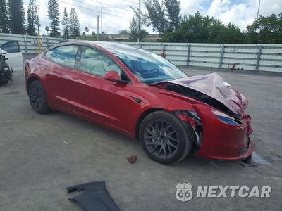 Czwarte zdjęcie samochodu z boku: 2024 TESLA MODEL 3 VIN:5YJ3E1EA6RF814948 - miniatura