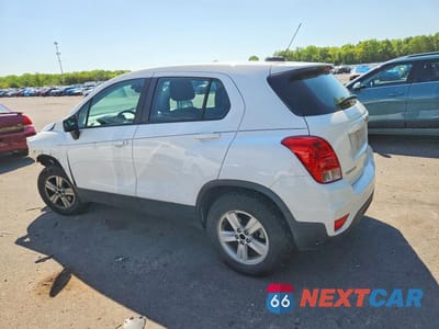 Drugie zdjęcie samochodu z przodu: 2020 CHEVROLET TRAX LS VIN:KL7CJNSB3LB315015 - miniatura