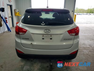 Zdjęcie 6 z 13 samochodu: 2012 HYUNDAI TUCSON GL VIN:KM8JT3AB7CU502008 - miniatura