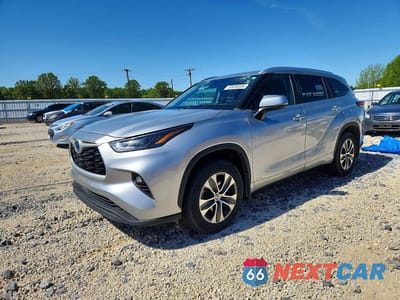 2023 TOYOTA HIGHLANDER HYBRID XLE 5TDKBRCH0PS575599 - główne zdjęcie licytacji z USA - miniatura