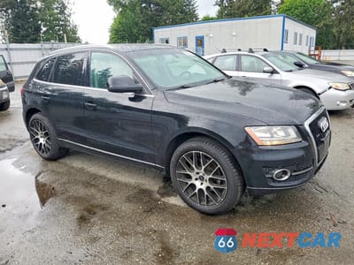 Czwarte zdjęcie samochodu z boku: 2010 AUDI Q5 PREMIUM VIN:WA1CKAFP5AA079317 - miniatura