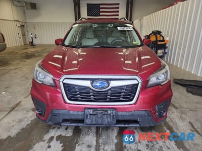 Piąte zdjęcie samochodu w środku: 2019 SUBARU FORESTER PREMIUM VIN:JF2SKAEC8KH582186 - miniatura