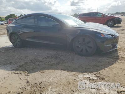 Czwarte zdjęcie samochodu z boku: 2024 TESLA MODEL 3 VIN:5YJ3E1EBXRF802150 - miniatura