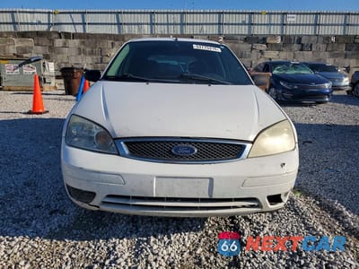 Piąte zdjęcie samochodu w środku: 2007 FORD FOCUS ZX5 VIN:1FAFP37N07W313796 - miniatura