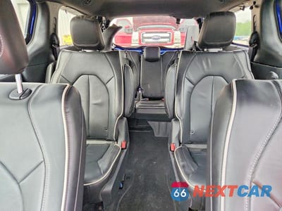 Zdjęcie 10 z 14 samochodu: 2021 CHRYSLER PACIFICA HYBRID LIMITED VIN:2C4RC1S72MR590583 - miniatura