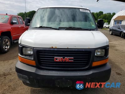 Piąte zdjęcie samochodu w środku: 2017 GMC SAVANA G2500 VIN:1GTW7BFF8H1909557 - miniatura