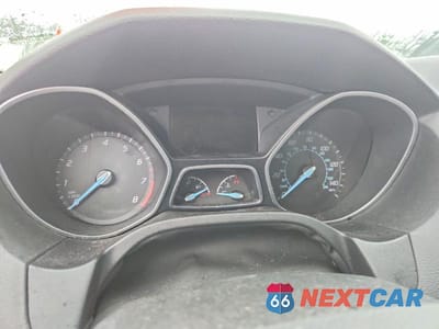 Zdjęcie 9 z 12 samochodu: 2014 FORD FOCUS SE VIN:1FADP3F21EL181404 - miniatura