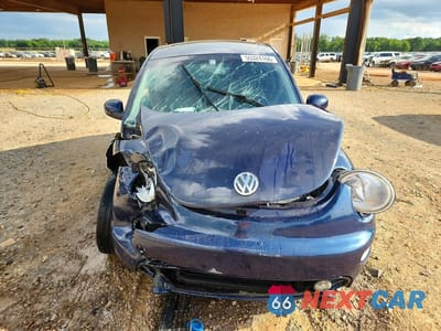 Piąte zdjęcie samochodu w środku: 2001 VOLKSWAGEN NEW BEETLE GLS TDI VIN:3VWCP21C81M477509 - miniatura