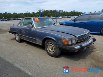 Czwarte zdjęcie samochodu z boku: 1984 MERCEDES-BENZ 380 SL VIN:WDBBA45A1EA011426 - miniatura