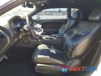 Zdjęcie 7 z 12 samochodu: 2018 DODGE CHALLENGER SXT VIN:2C3CDZAG8JH171307 - miniatura