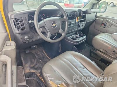 Zdjęcie 8 z 13 samochodu: 2019 CHEVROLET EXPRESS G2500 VIN:1GCWGAFP3K1336013 - miniatura