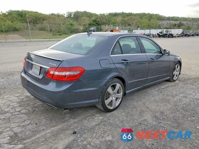 Trzecie zdjęcie samochodu z tyłu: 2011 MERCEDES-BENZ E 350 4MATIC VIN:WDDHF8HB8BA465053 - miniatura