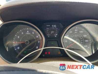 Zdjęcie 9 z 12 samochodu: 2013 HYUNDAI ELANTRA GLS VIN:5NPDH4AE4DH182404 - miniatura