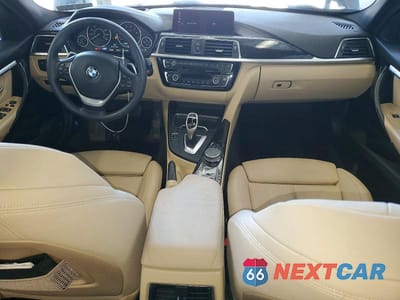 Zdjęcie 8 z 13 samochodu: 2018 BMW 330 XI VIN:WBA8D9C59JA615478 - miniatura