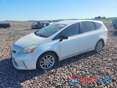 2014 TOYOTA PRIUS V FIVE JTDZN3EU8E3322400 - główne zdjęcie licytacji z USA - miniatura