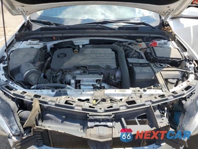 Zdjęcie 11 z 12 samochodu: 2019 CHEVROLET MALIBU LT VIN:1G1ZD5ST9KF204157 - miniatura