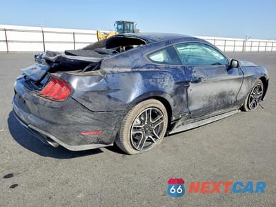 Trzecie zdjęcie samochodu z tyłu: 2021 FORD MUSTANG VIN:1FA6P8TH5M5127346 - miniatura