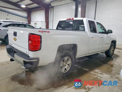 Trzecie zdjęcie samochodu z tyłu: 2015 CHEVROLET SILVERADO K1500 LT VIN:1GCVKREC0FZ400023 - miniatura