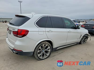 Trzecie zdjęcie samochodu z tyłu: 2016 BMW X5 XDRIVE35I VIN:5UXKR0C5XG0U08732 - miniatura