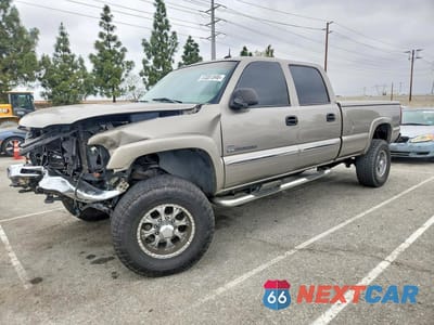 2003 GMC SIERRA C2500 HEAVY DUTY 1GTHC23173F155799 - główne zdjęcie licytacji z USA - miniatura