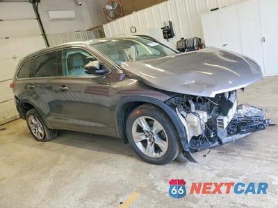 Czwarte zdjęcie samochodu z boku: 2019 TOYOTA HIGHLANDER LIMITED VIN:5TDDZRFH0KS727714 - miniatura