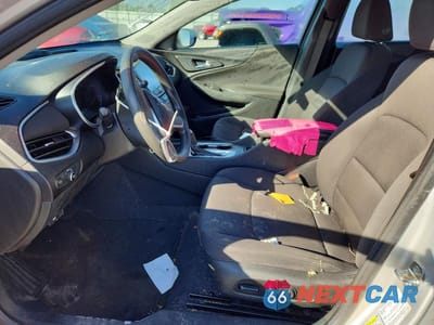 Zdjęcie 7 z 12 samochodu: 2019 CHEVROLET MALIBU LT VIN:1G1ZD5ST0KF197972 - miniatura