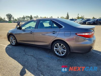 Drugie zdjęcie samochodu z przodu: 2015 TOYOTA CAMRY SE VIN:4T1BF1FK3FU062236 - miniatura