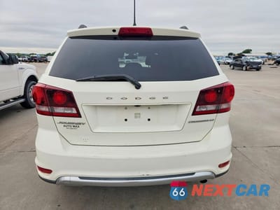 Zdjęcie 6 z 13 samochodu: 2019 DODGE JOURNEY CROSSROAD VIN:3C4PDCGB8KT869124 - miniatura