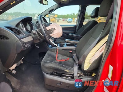 Zdjęcie 7 z 14 samochodu: 2015 DODGE GRAND CARAVAN SXT VIN:2C4RDGCG5FR683633 - miniatura