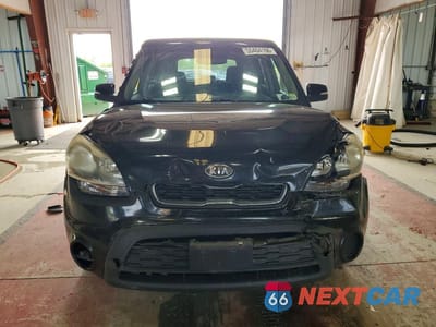 Piąte zdjęcie samochodu w środku: 2012 KIA SOUL + VIN:KNDJT2A6XC7403411 - miniatura