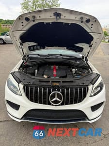 Piąte zdjęcie samochodu w środku: 2017 MERCEDES-BENZ GLE COUPE 43 AMG VIN:4JGED6EB6HA080090 - miniatura