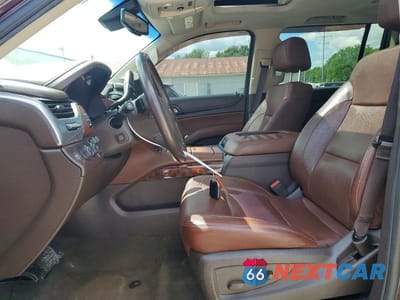 Zdjęcie 7 z 14 samochodu: 2017 CHEVROLET SUBURBAN K1500 PREMIER VIN:1GNSKJKC1HR283216 - miniatura