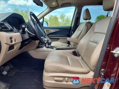 Zdjęcie 7 z 13 samochodu: 2016 HONDA PILOT EXL VIN:5FNYF6H56GB036453 - miniatura