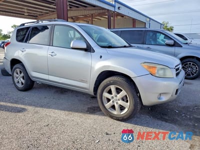 Czwarte zdjęcie samochodu z boku: 2007 TOYOTA RAV4 LIMITED VIN:JTMBD31VX75095057 - miniatura