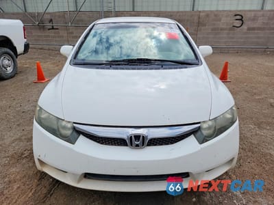 Piąte zdjęcie samochodu w środku: 2011 HONDA CIVIC LX VIN:2HGFA1F51BH527660 - miniatura
