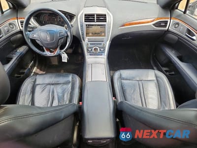 Zdjęcie 8 z 12 samochodu: 2017 LINCOLN MKZ RESERVE VIN:3LN6L5EC9HR625005 - miniatura