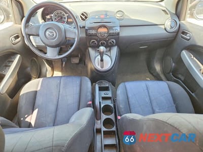 Zdjęcie 8 z 12 samochodu: 2011 MAZDA MAZDA2 VIN:JM1DE1HY1B0122162 - miniatura